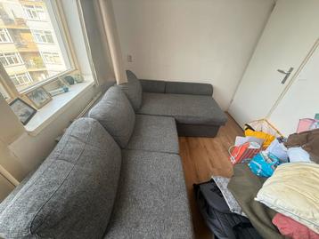 GRATIS ophalen: Grijze slaapbank met opbergruimte