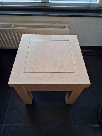 Stijlvolle salon- en bijzettafel van licht eikenhout