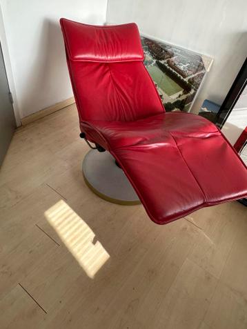 Leren rode fauteuil