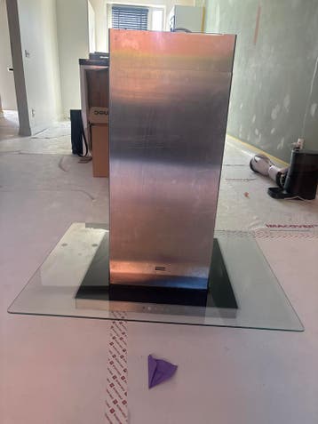 Gratis Franke afzuigkap met glas voor kookeiland