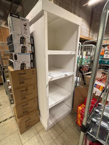 Grote diepe witte houten kast (gratis afhalen)