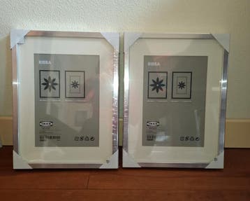 Gratis Twee fotolijstjes nog in verpakking 30x40cm