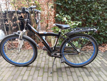 Batavus fiets met gebroken vooras
