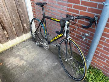 Wielrenfiets VanTuyl Shimano 105