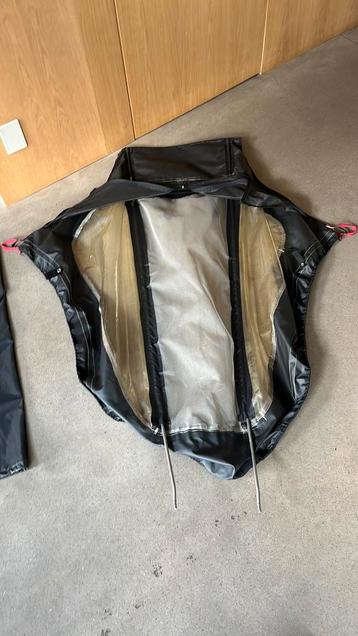 urban arrow regenhuif oud model