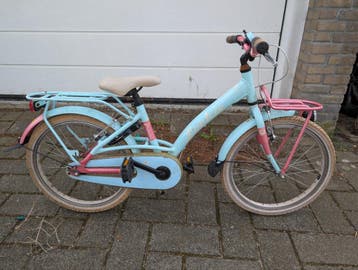 Gratis -Loekie meisjesfiets, handrem, terugtraprem en slot