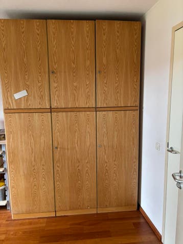Grote kledingkast van merk: Hulsta