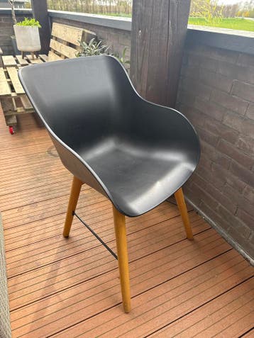 3x IKEA stoel zwart met houten poten