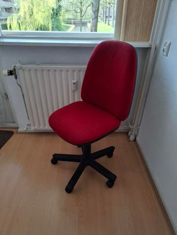 Rode bureaustoel