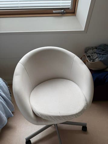 Witte IKEA bureaustoel - SKRUVSTA