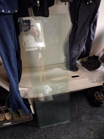 3 glasplaten voor bij vitrinekast gratis