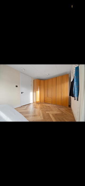 GRATIS KAST: AFHALEN 8 APRIL