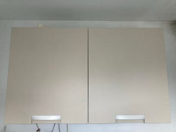 Gratis keukenkast met twee deuren