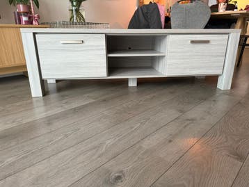 Gratis Leen Bakker TV-meubel met veel opbergruimte