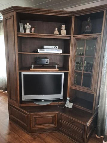 Wandkast met TV-meubel, vitrine en opbergruimte