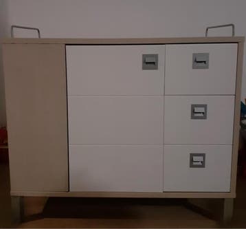 Kitchen Cabinet White