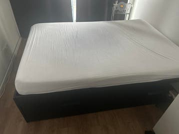 IKEA BRIMNES Bed 140cm met opberglades (incl. matras)