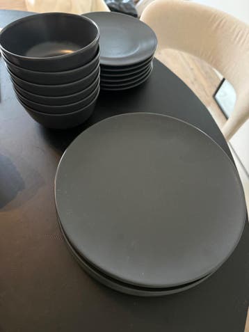 Servies antraciet grijs GRATIS OPHALEN