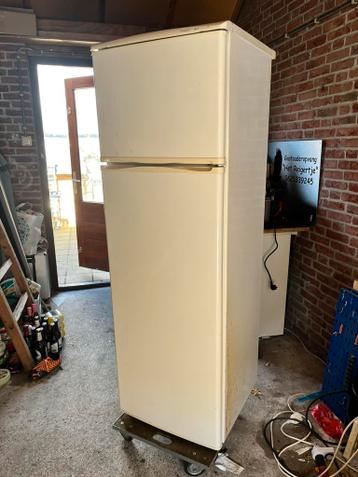 Koelkast net vriesvak.