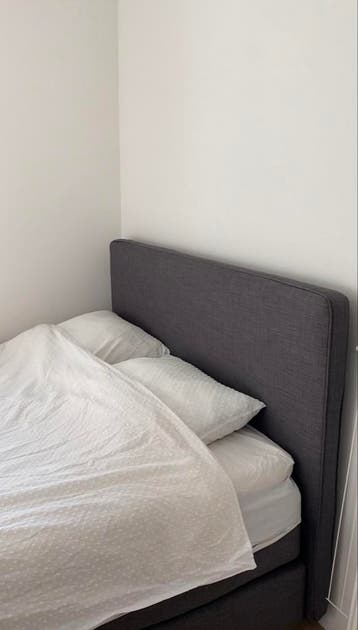 Mooi tweepersoons boxspring bed 160x200 cm met hoofdbord