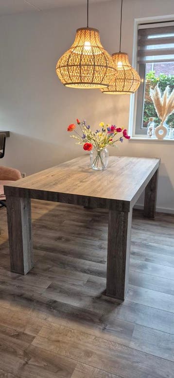 Nette tafel, gratis!!