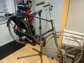 Gratis oldtimer gazelle opknapper voor wat lekkers