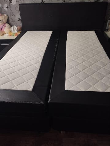GRATIS MEENEMEN: Boxspring bed 160 x 200 cm - goed matras