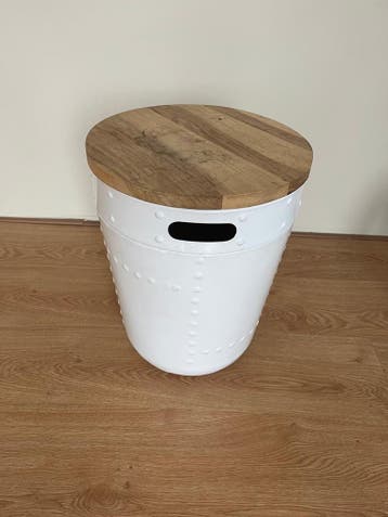 Bijzettafel met opbergruimte