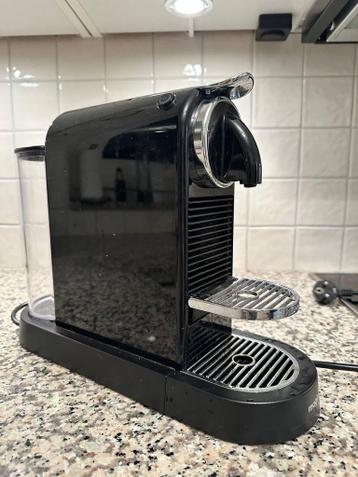 Gratis Nespresso koffiemachine - lekt soms aan onderkant