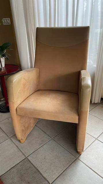 4 lichtbruin Leolux stoelen alcantara en leer gratis afhalen