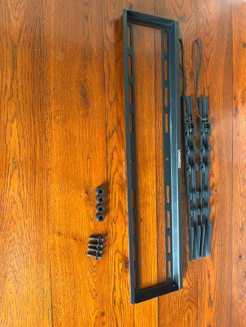 GRATIS - Universele TV-beugel voor wandmontage - Zwart