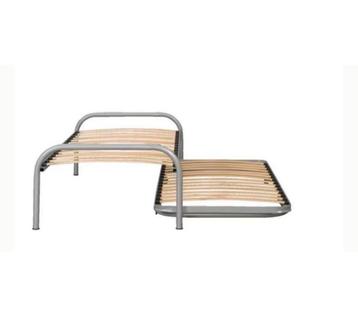 Logeerbed uitschuifbaar stalen bedden met lattenbodems