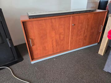 Gratis kast met schuifdeuren