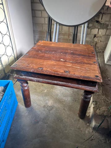 Gratis houten bijzettafel - Ophalen