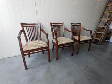 Eikenhouten stoelen - Gratis af te halen