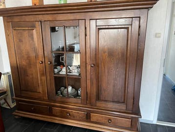 Prachtige massief eiken houten kast