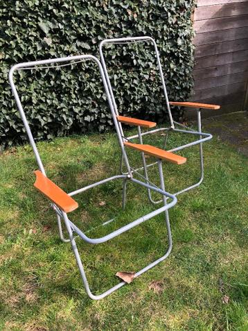 2 vintage stoelen - opklapstoelen voor tuin - gratis