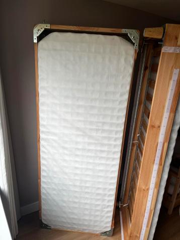 Ikea boxsprings 2x 80x200cm zonder hoes gratis af te halen