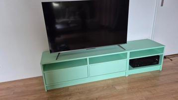 Mintgroen tv meubel