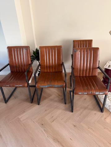 Gratis afhalen - 4 industriële eetkamerstoelen