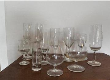 11 diverse glazen borrelglazen gratis af te halen