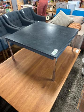 Salontafel natuurstenen blad zwart met chromen poten