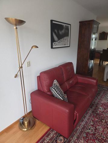 Rode bank met uitschuifbaar zit- naar liggende