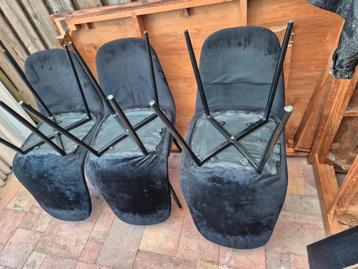 6 stoelen zwart gratis