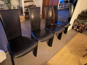 4 designer stoelen van Pietro Constantini in redelijke staat