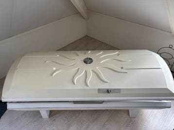 Dubbelzijdige zonnebank Alisun E10 (GRATIS)