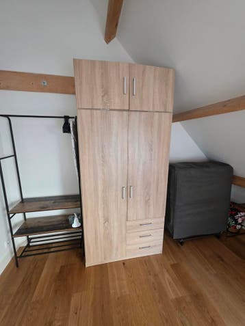 2 Grote Garderobekasten - 217x96x48 cm