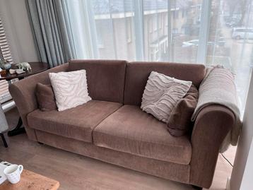 Bruin stoffen bank
