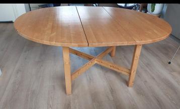 Uitschuifbare eettafel - gratis af te halen