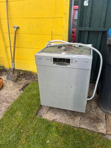 Defect: vaatwasser gratis